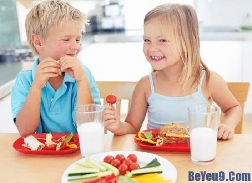 3 việc cần làm để bảo vệ sức khỏe bé yêu trong mùa hè