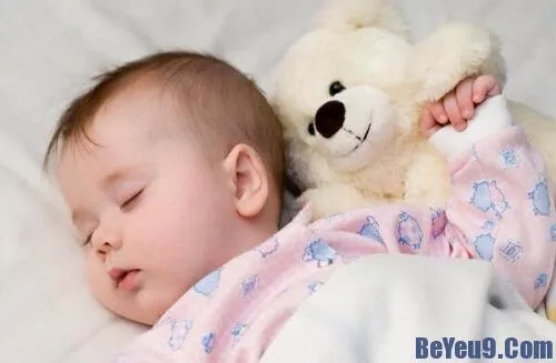 4 chiêu hay giúp bé yêu ngủ trưa ngon giấc
